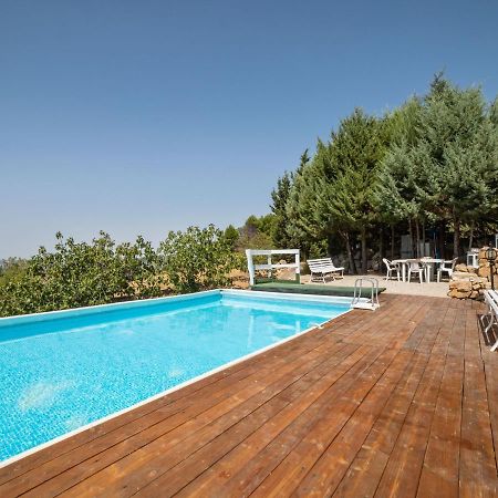 Belvilla By Oyo Modern Villa In Nissoria With Pool 外观 照片