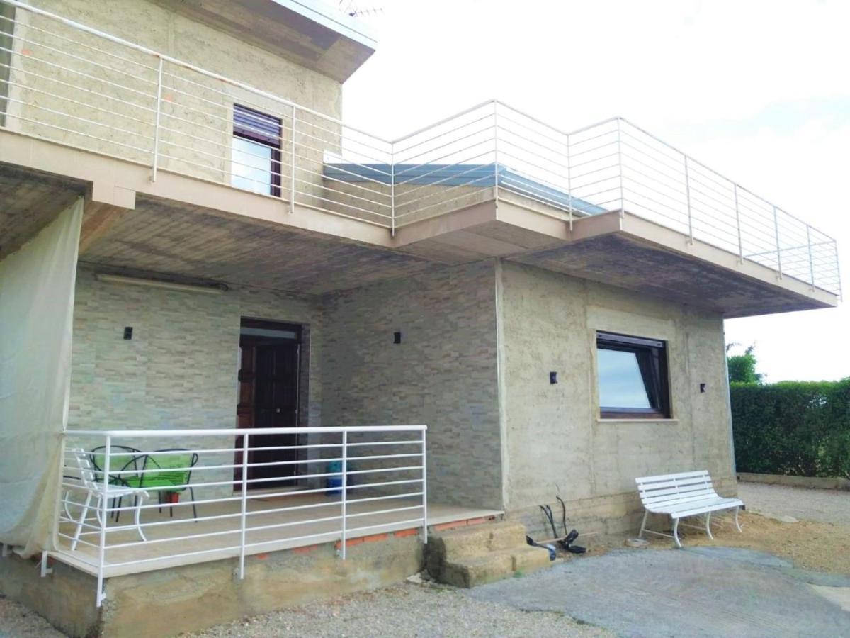 Belvilla By Oyo Modern Villa In Nissoria With Pool 外观 照片