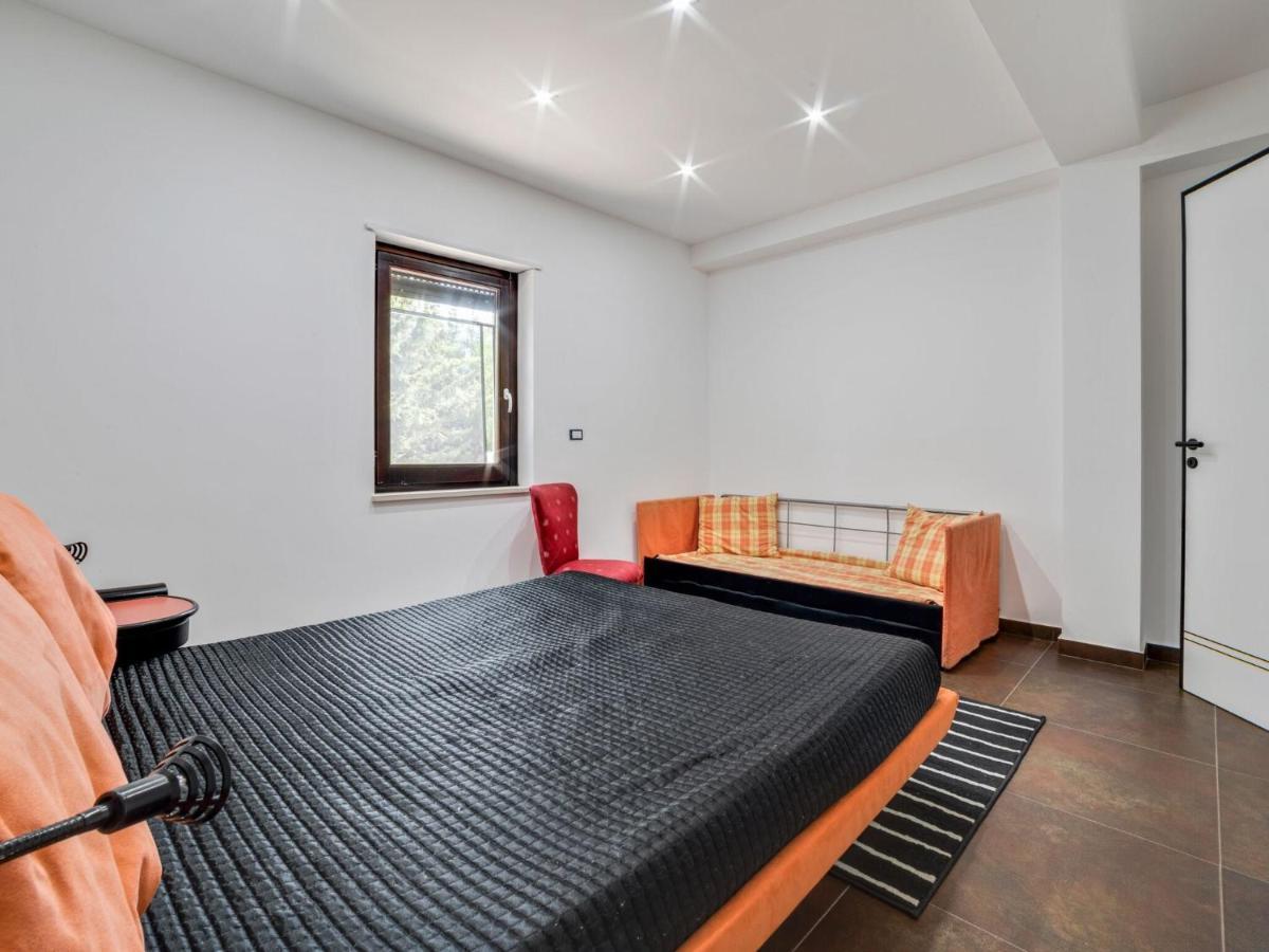 Belvilla By Oyo Modern Villa In Nissoria With Pool 外观 照片