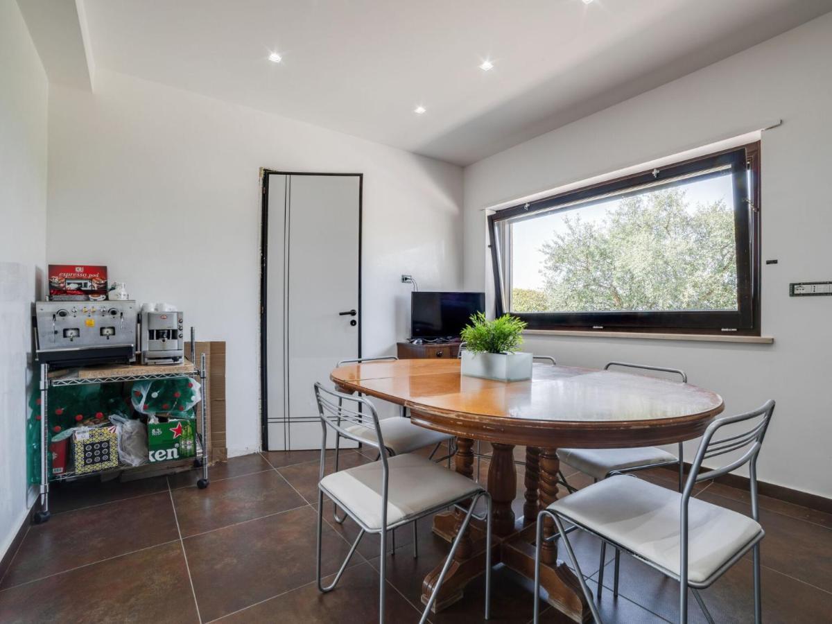 Belvilla By Oyo Modern Villa In Nissoria With Pool 外观 照片